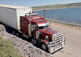 Peterbilt 379, Dry Van, Enclosed, Vehicle, Moving, Freight, Cross Dock, Auto Transport